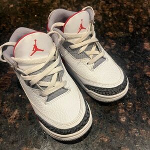 Nike Air Jordan 3 Retro kids size 10C